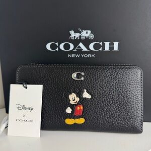 NWT Disney X Coach Essential Accordion Zip Wallet